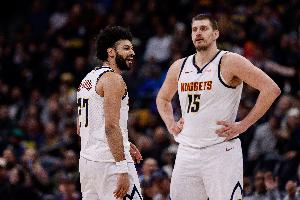 华体会官方-掘金背靠背对阵马刺：约基奇穆雷戈登领衔6人出战成疑