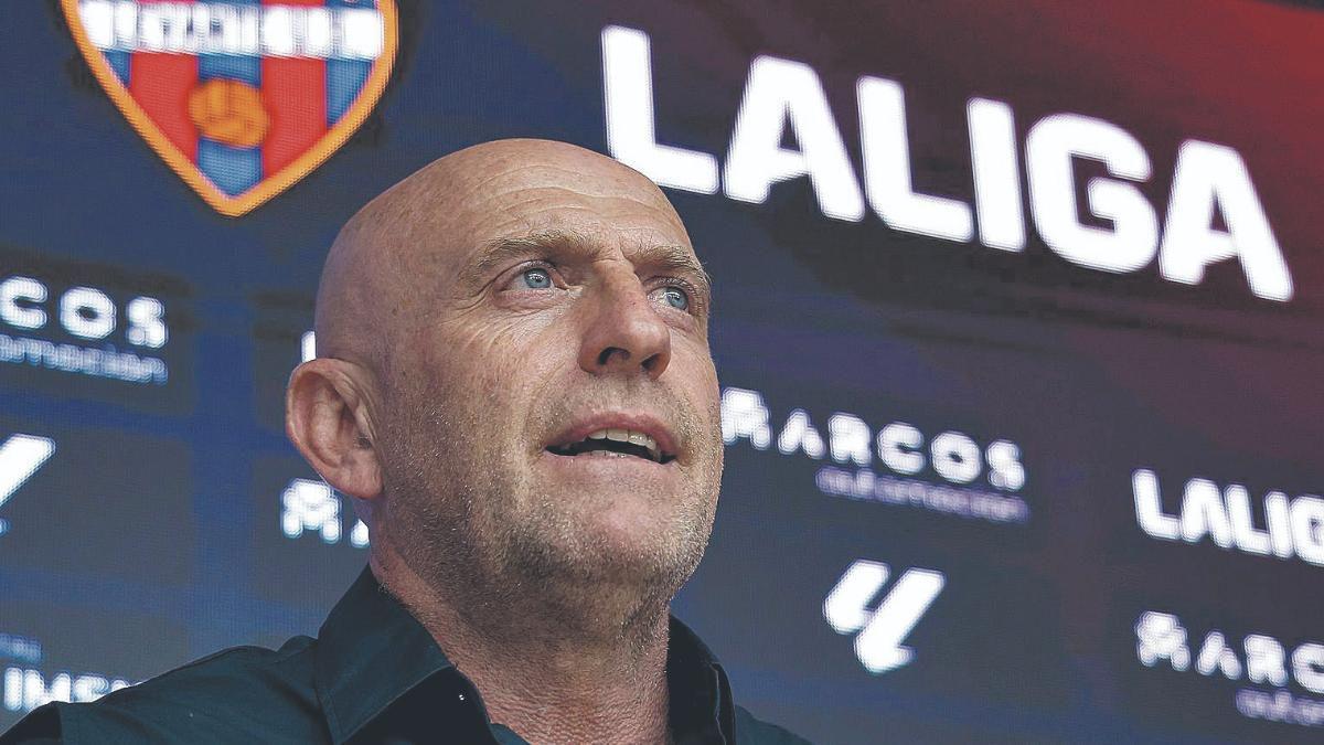 莱万特主帅回忆2004年马德里爆炸案：那简直是人间地狱